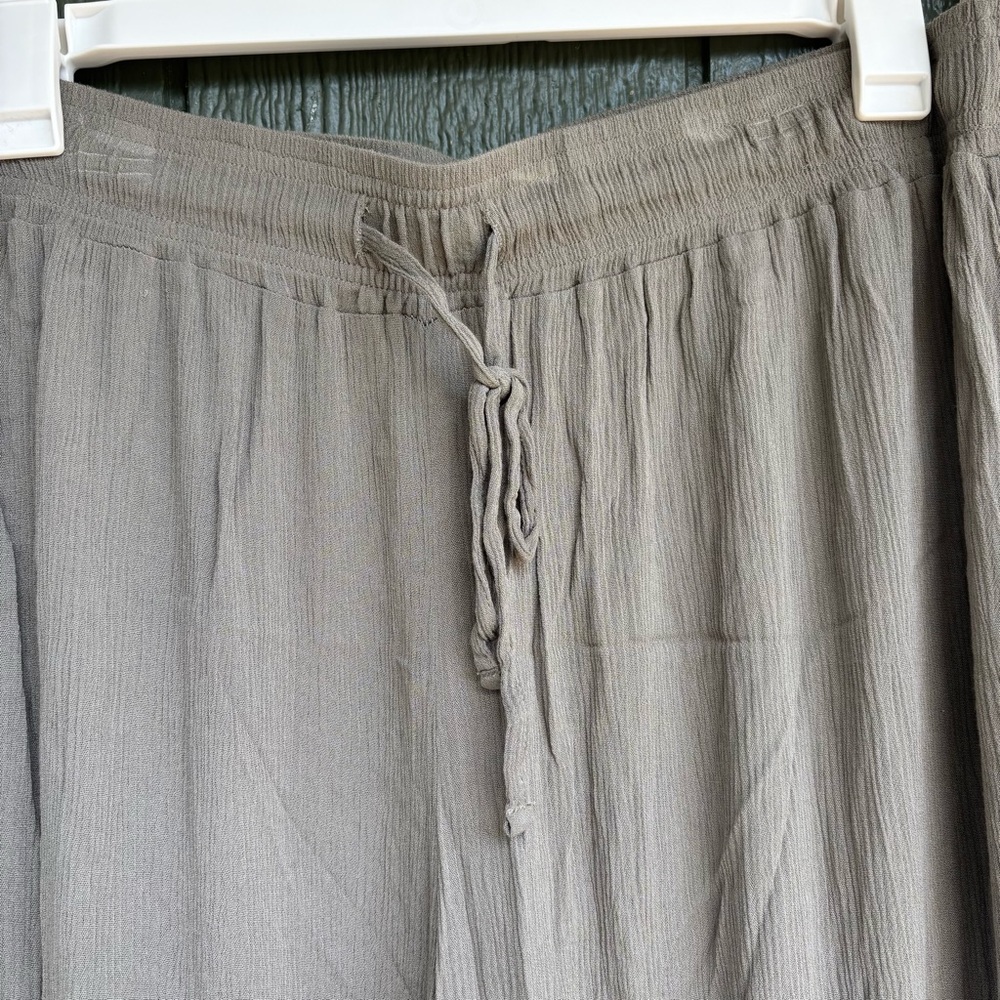 Cato Plus Size 18/20 Boho Wide-Leg Ruffle Pants - Picture 3 of 7